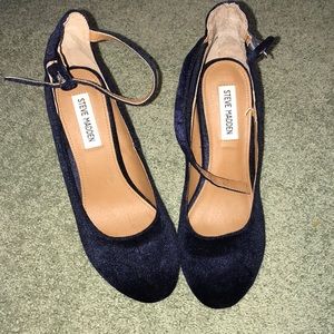 Steve Madden baby blue velvet heels